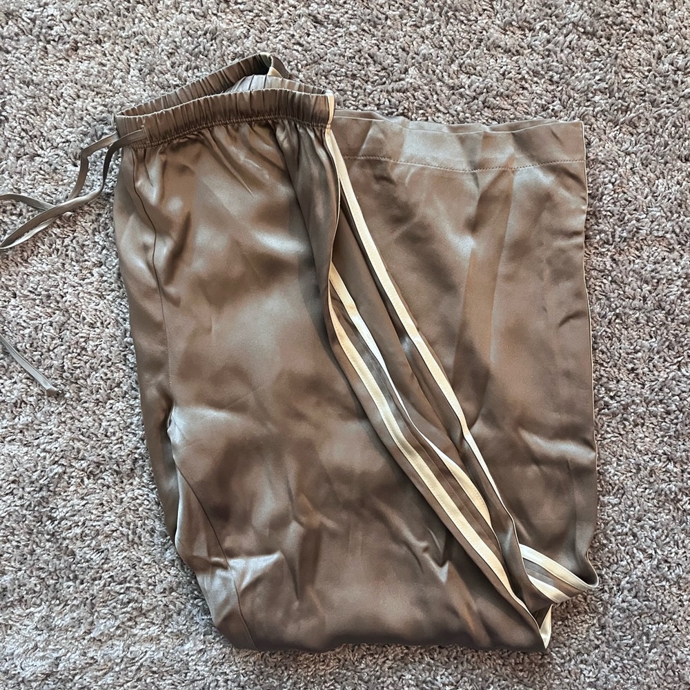 DONNI The Silk Stripe Crop Pant - Picture 4 of 5